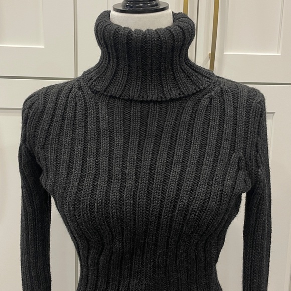Vintage Yohji Yamamoto 98/99 Runway Ribbed Knitted Extra OverSized Cuff Sweater - Picture 2 of 16